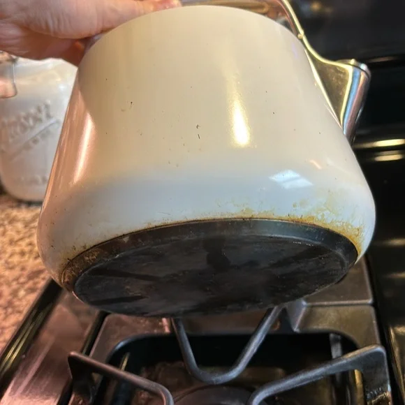 Caraway whistling tea kettle - Picture 6 of 7